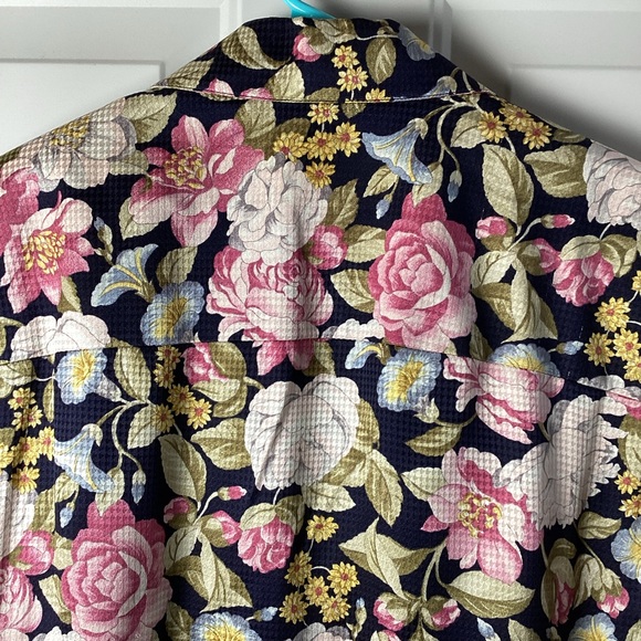 Anne Klein Navy Quilted Floral Blazer with Pink & Cream Blooms100% Silk - Picture 5 of 6